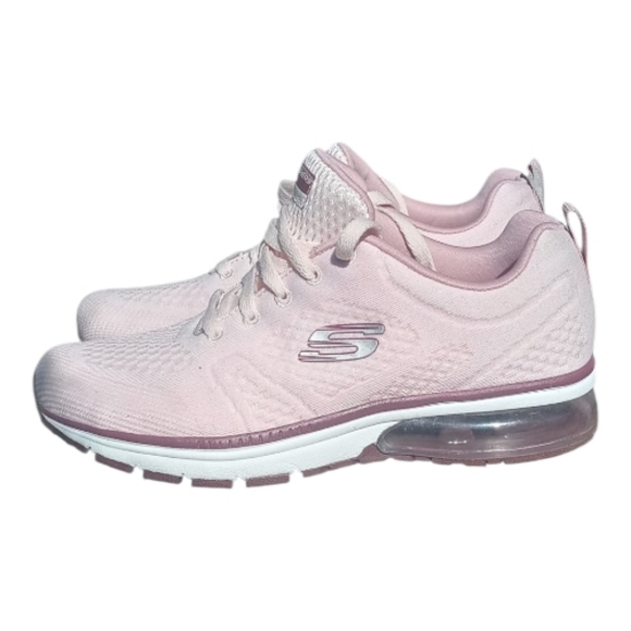 Skechers Shoes - Skechers Lite Weight Women's Sneakers *NEW*